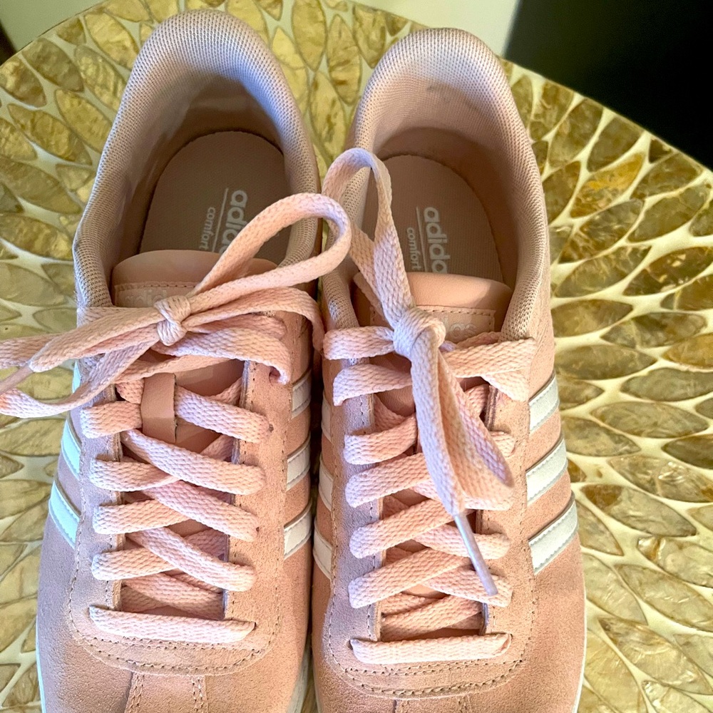 Pink suede Adidas.